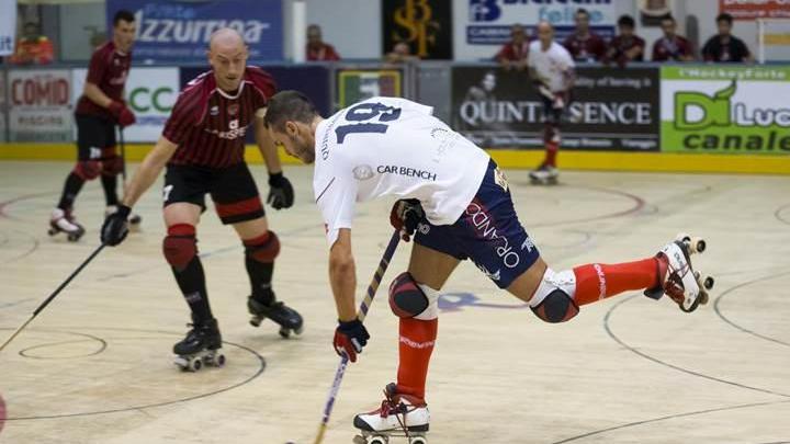 Marco Pagnini in azione: con il Sarzana ha messo a segno la sua prima rete in rossoblù (foto Baldi)
