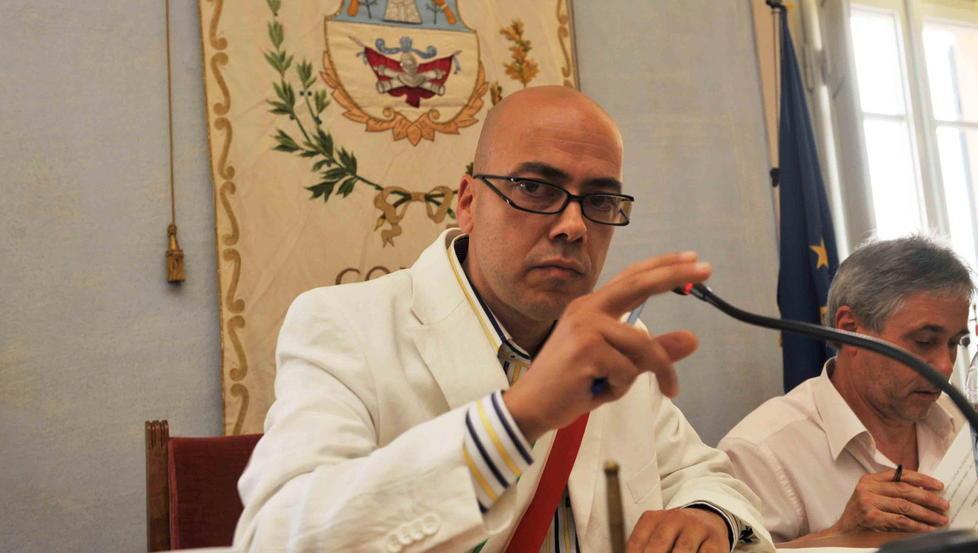 Ladri visitano la casa del sindaco e portano via i soldi della figlia 