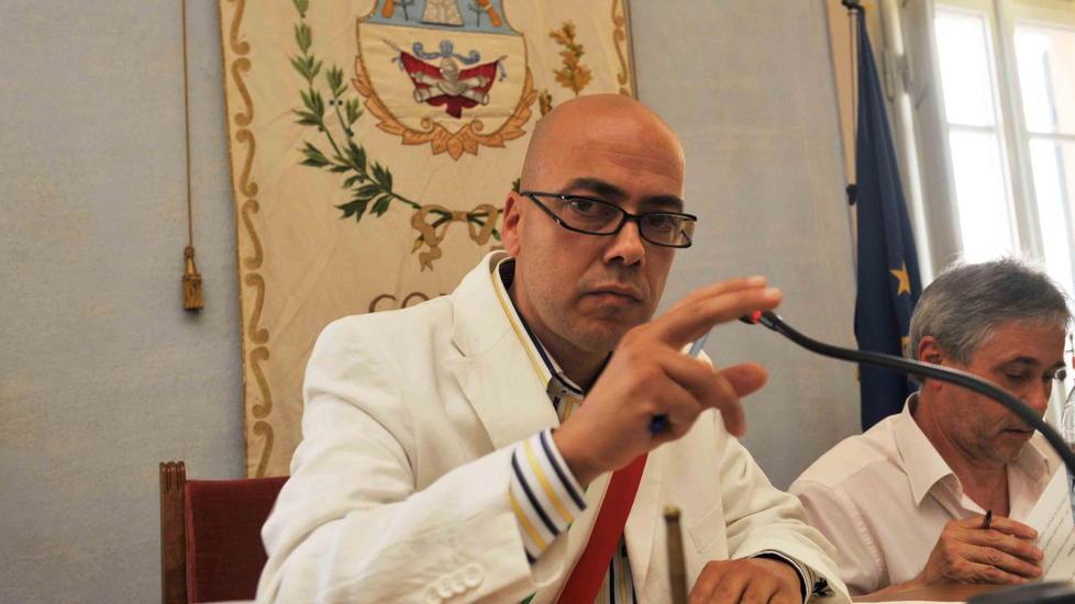 Ladri visitano la casa del sindaco e portano via i soldi della figlia