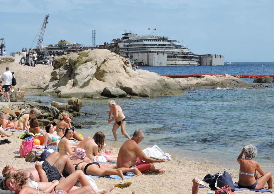 I due nuovi processi a Francesco Schettino slittano a gennaio 