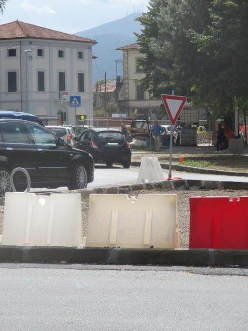 Porta Elisa, modifica alla rotonda 
