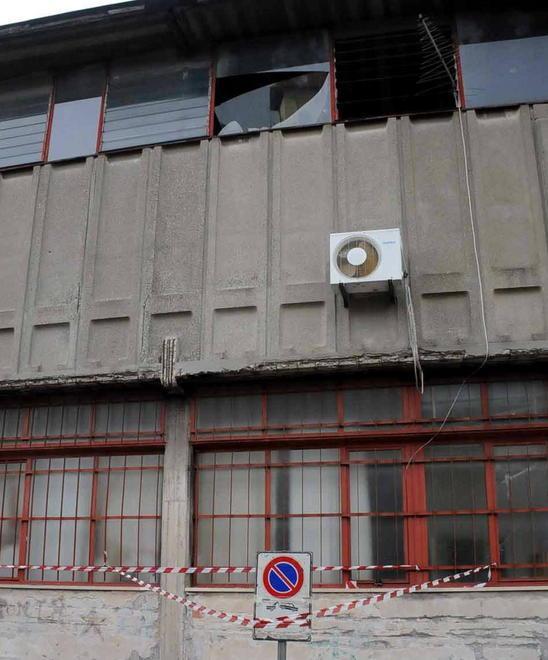 Avenza piena di transenne, protesta dei cittadini