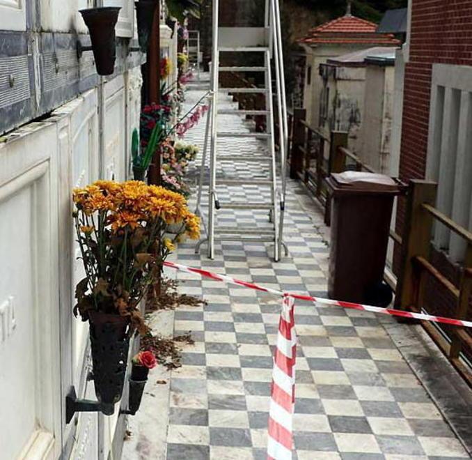 Il degrado arriva fino al cimitero 