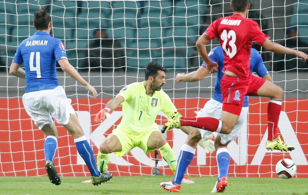 Azeri travolti Italia, missione compiuta 