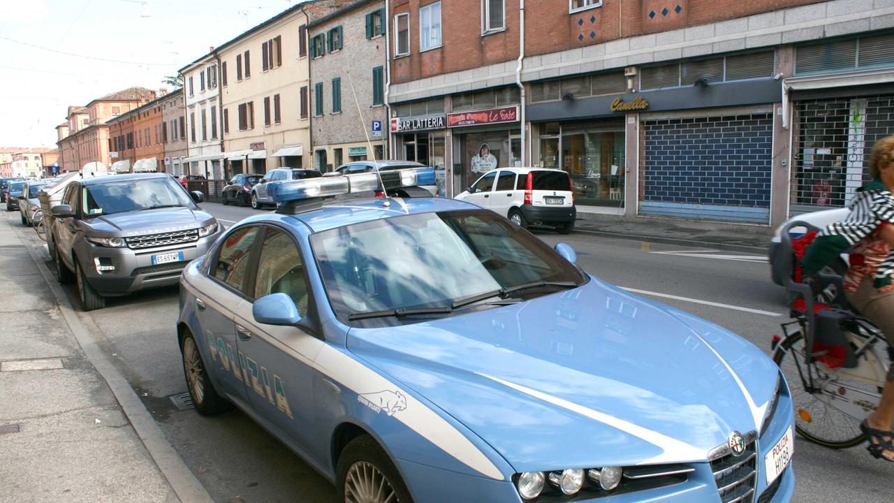 I due ladri sono stati individuati dalla polizia