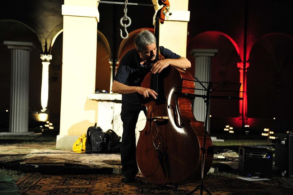 L'autore della sigla Ares Tavolazzi