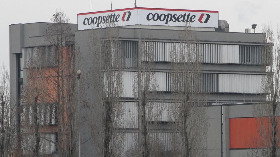 «Cara Coopsette, quando rivedremo i nostri soldi?»