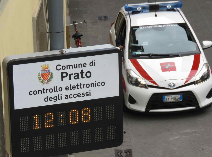 «Sui varchi il Comune si piega ai commercianti»