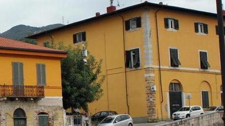 Guida spericolata in centro: maxi multa a un giovane