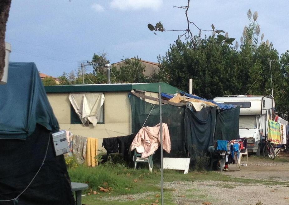 La miseria nel quartiere degli invisibili 