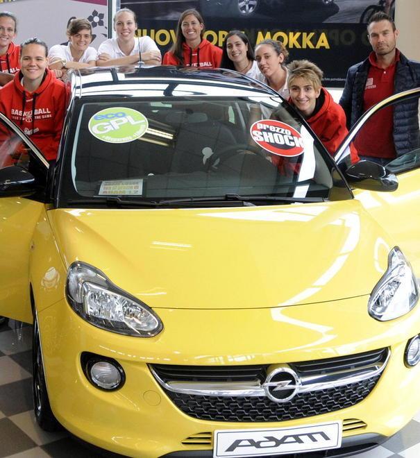 L’Autotecnica Lucchese concede due Opel Adam a Harmon e Wojta