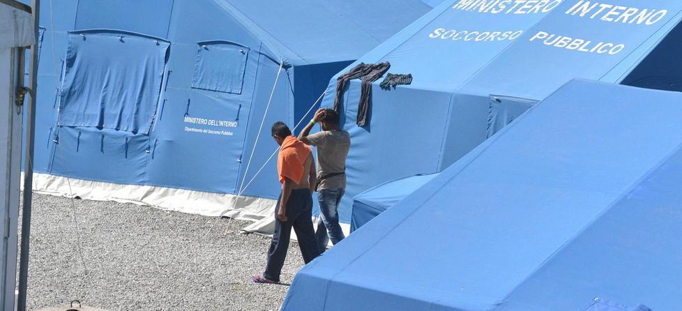 Campo Cri, in partenza 24 migranti 