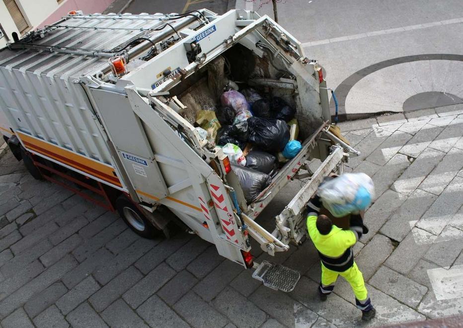 Il sindaco difende le scelte della Ciclat per i rifiuti urbani 
