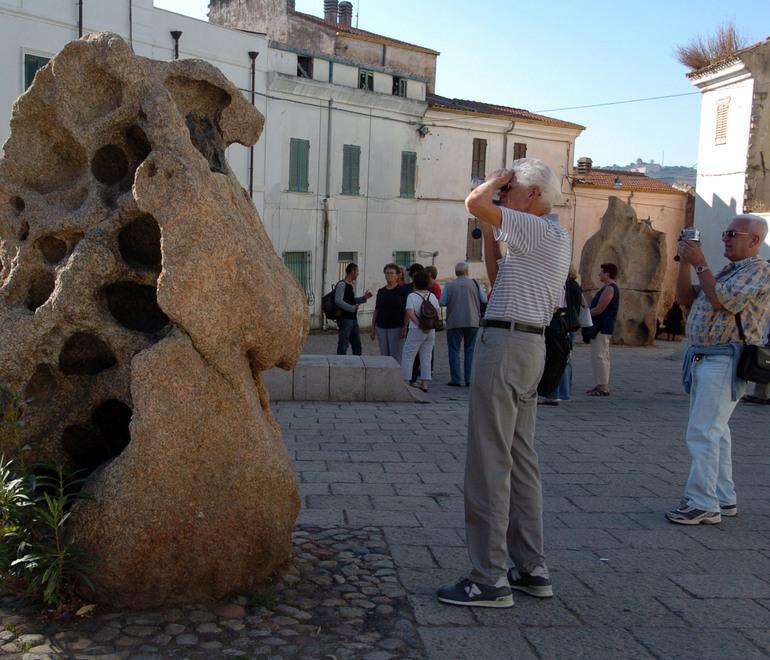 Il sindaco: «I nuoresi devono partecipare al rilancio della città» 