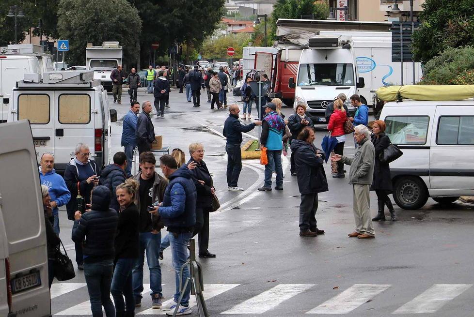 «E ora chi lo porta a scuola mio figlio?» 