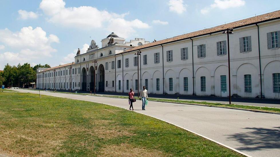 Rapina iPhone e chiede riscatto: arrestato