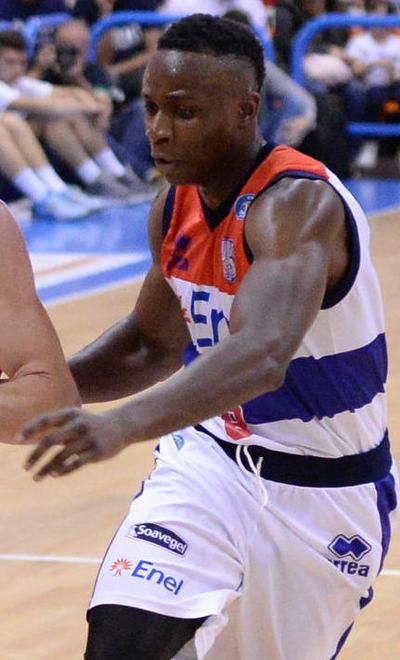 L’Enel schiera un team pieno di americani forti e atletici, guidati dal re degli assist Scottie Reynolds