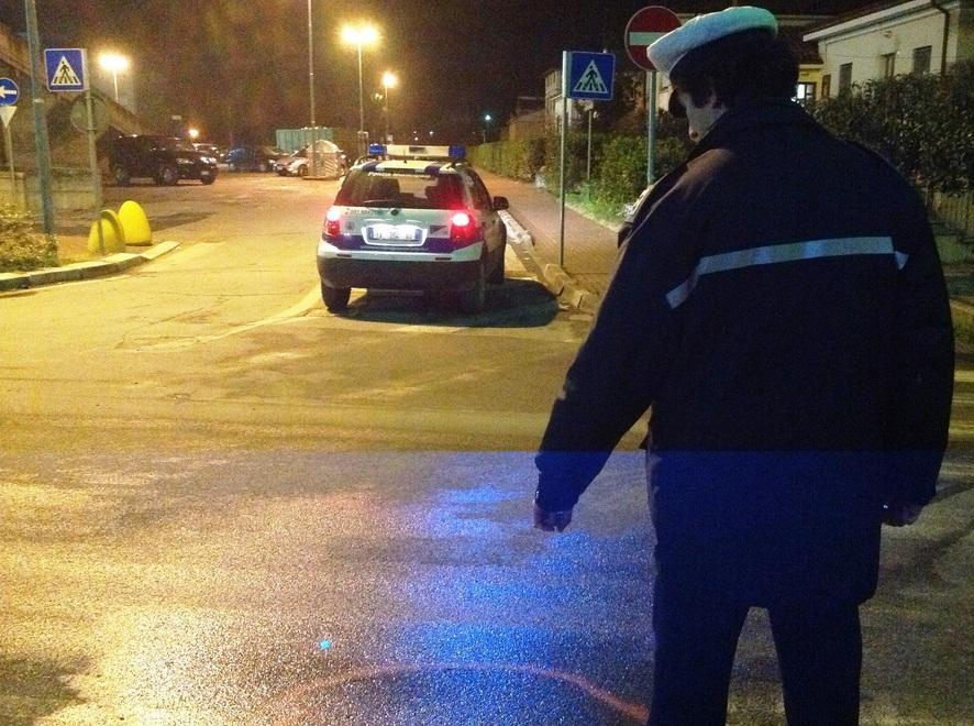 Guidava ubriaca a 125 chilometri all’ora 