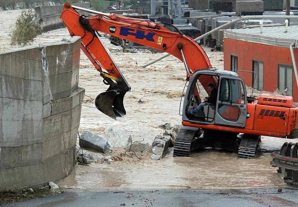 Ecco le malefatte sul corso del Carrione 