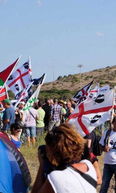 Comitato No basi: denunciati in 27 