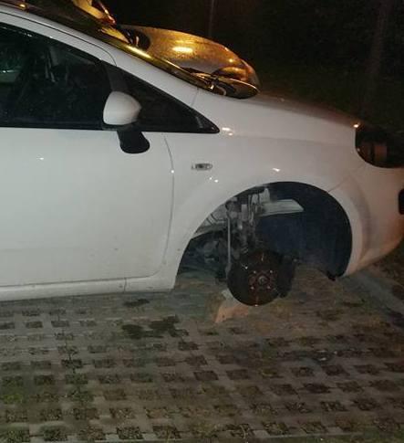 I ladri assediano un quartiere 