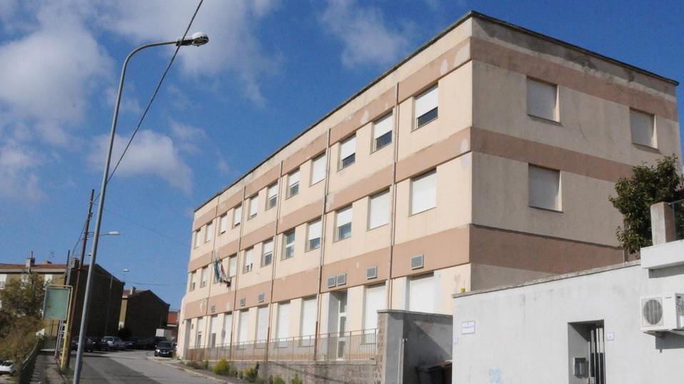 Il centro di formazione professionale di via Ragazzi del ’99 (foto Massimo Locci)