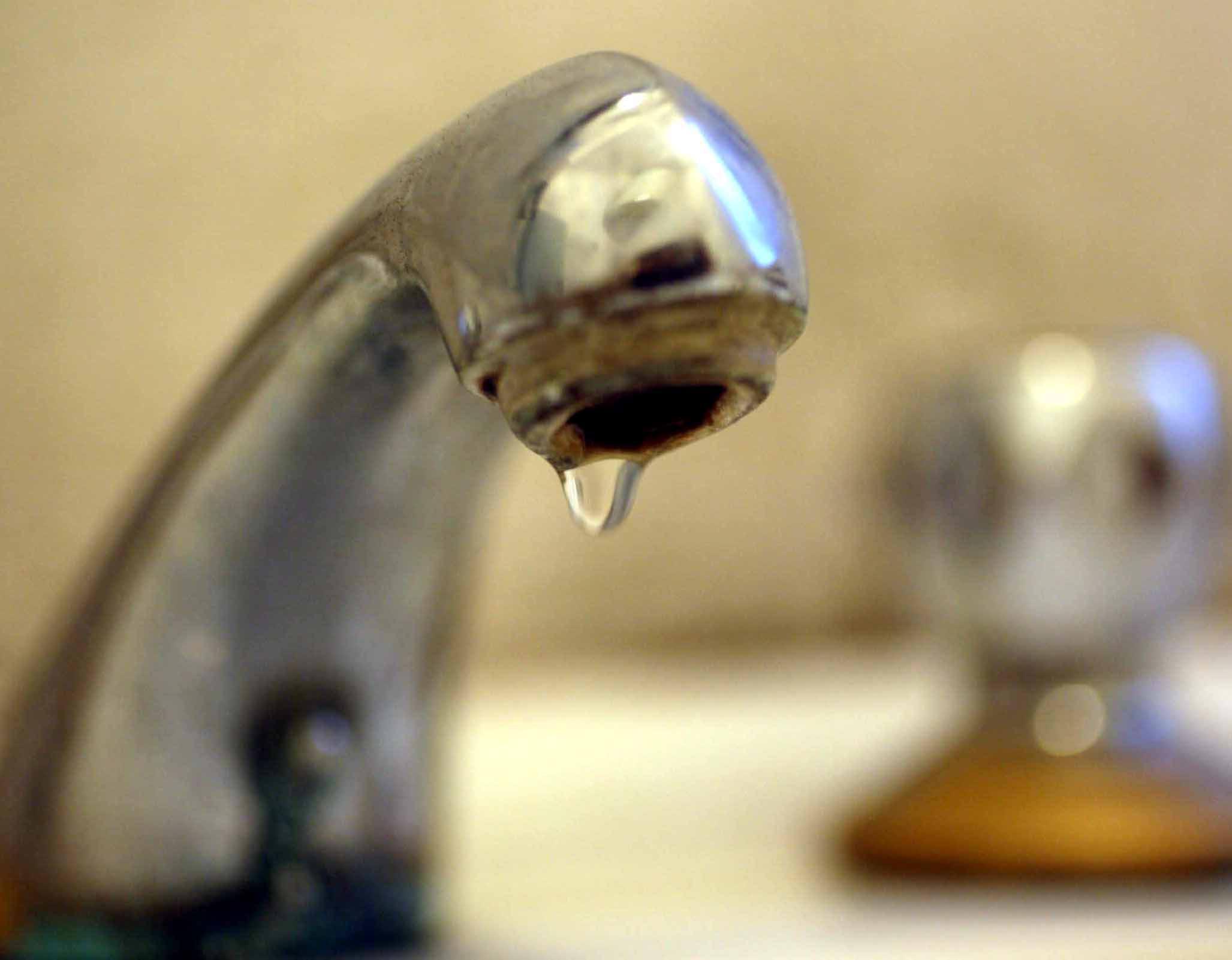 Rubinetti a secco a Prato perché... c'è stato bisogno di aiutare Pistoia