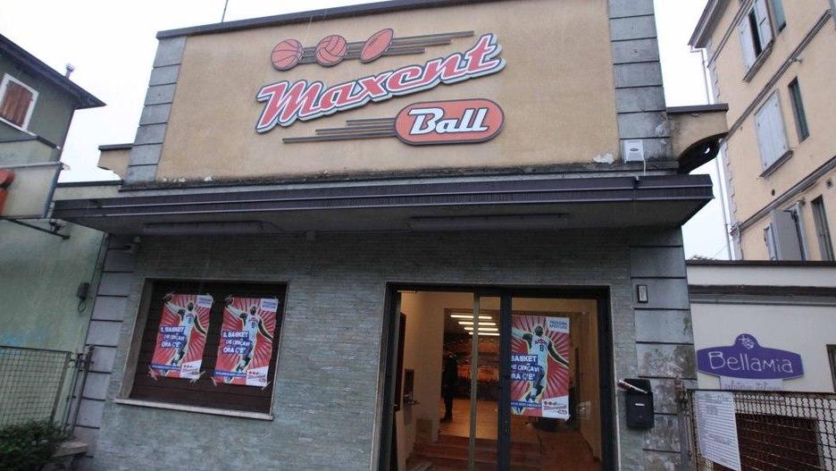 Apre Maxent Ball, lo store del basket a Reggio Emilia