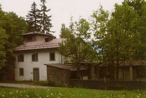 Casa Abetone, polemiche sulla gestione