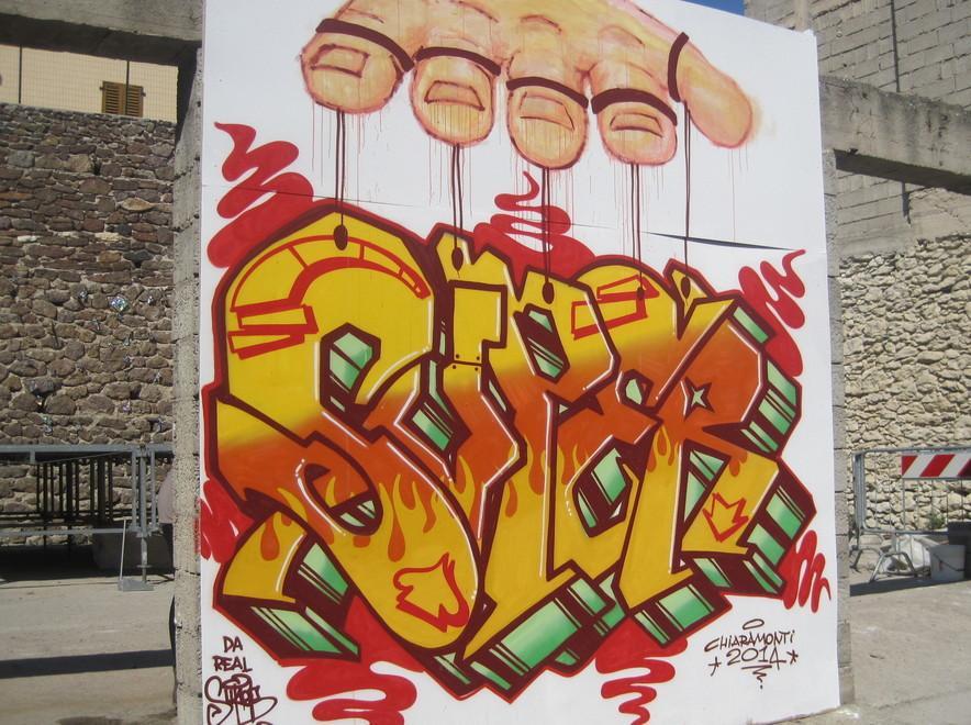 Per le strade giocoleria, parkour e musica 