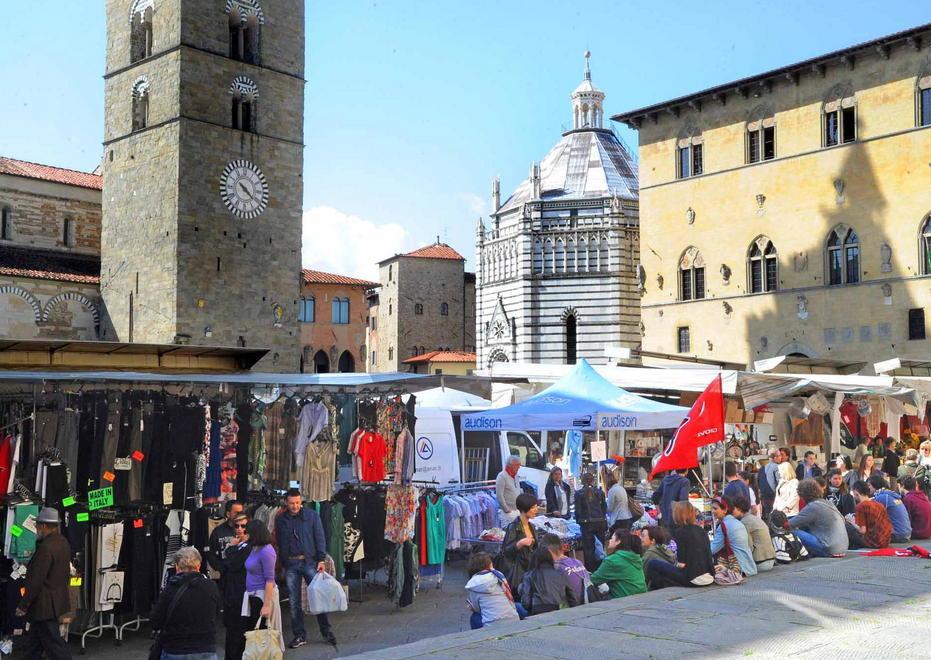 Mercato ambulante associazioni e Comune firmano l’accordo 