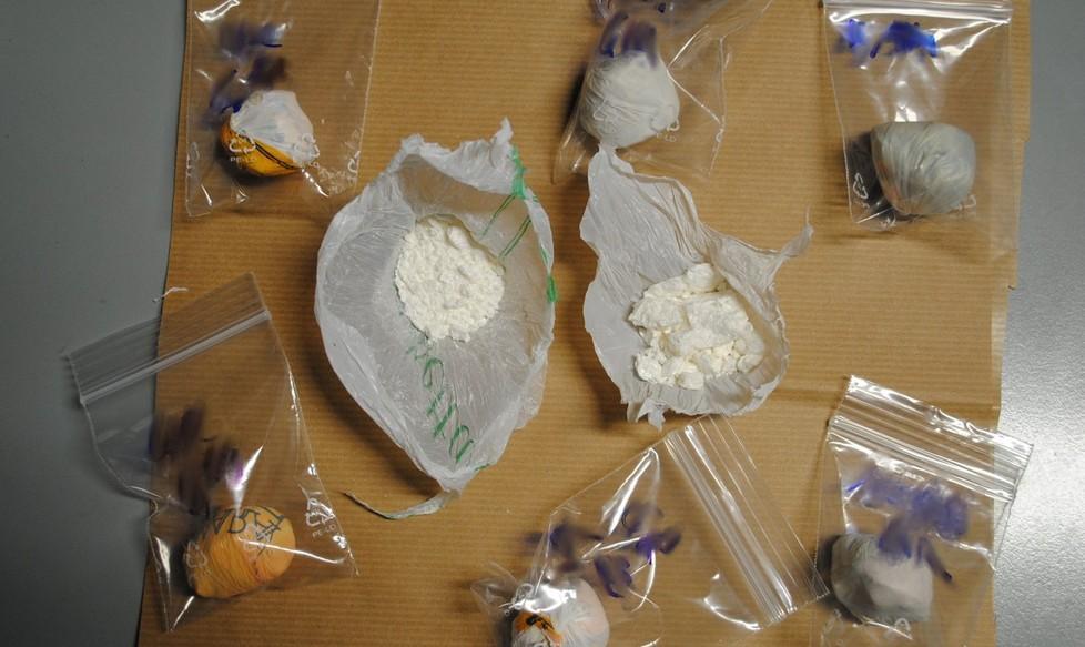 Arrestato con cocaina ed eroina 