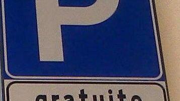 Il parking coperto piace ai massesi Nonostante il refuso