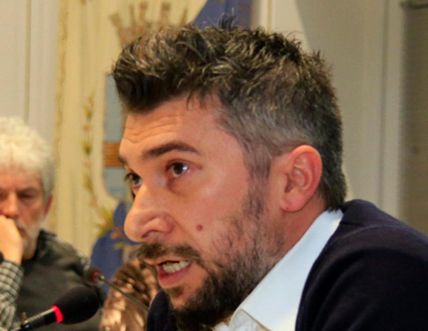 Finale, il segretario comunale ai dipendenti: «State sereni»