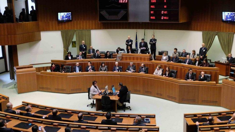 Province, corsa contro il tempo: si rischiano nuove sanzioni