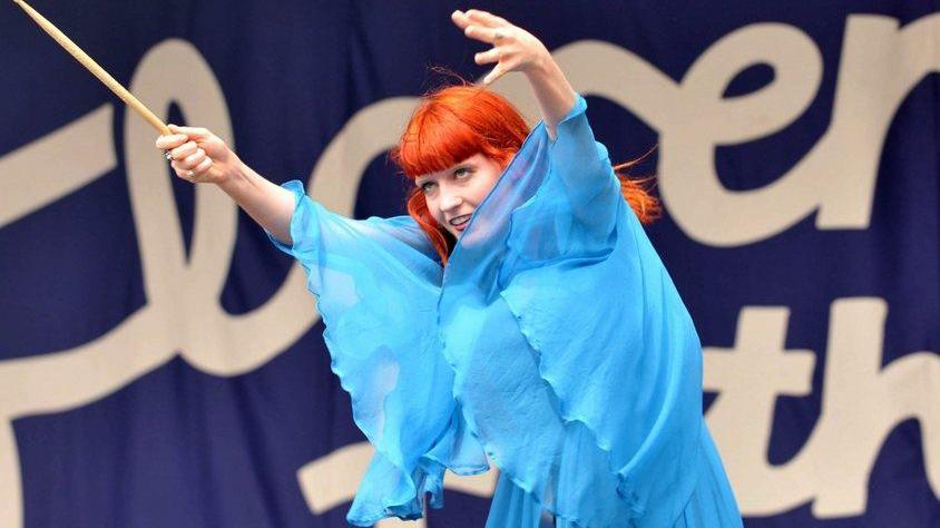 Florence e i Simply Red, primi nomi per il Summer