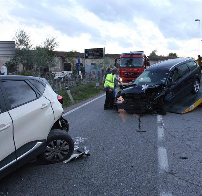 Scontro sull’Aurelia, traffico in tilt 