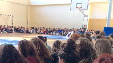 Psicologi in aula per sostenere il dolore dei compagni di classe