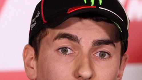 In Australia la pole è di Marquez male Rossi, Iannone beffa Lorenzo