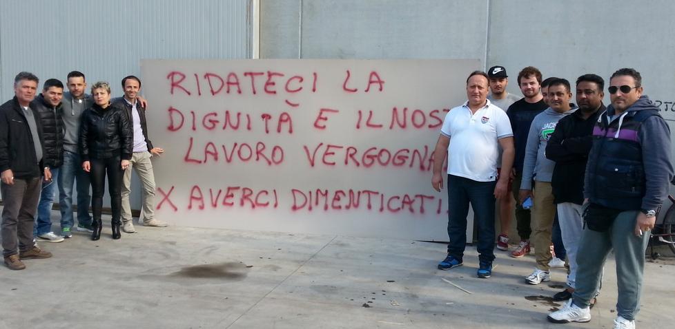 La protesta degli ex dipendenti della Montanari: «Siamo stati dimenticati» 