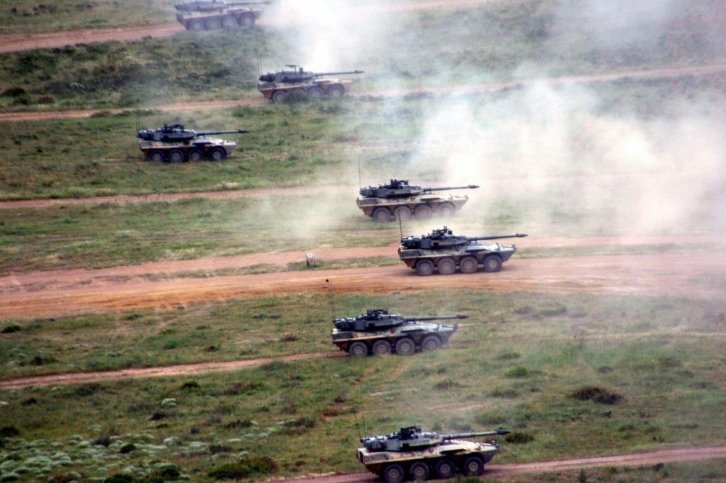 Un'esercitazione militare nel poligono di Teulada