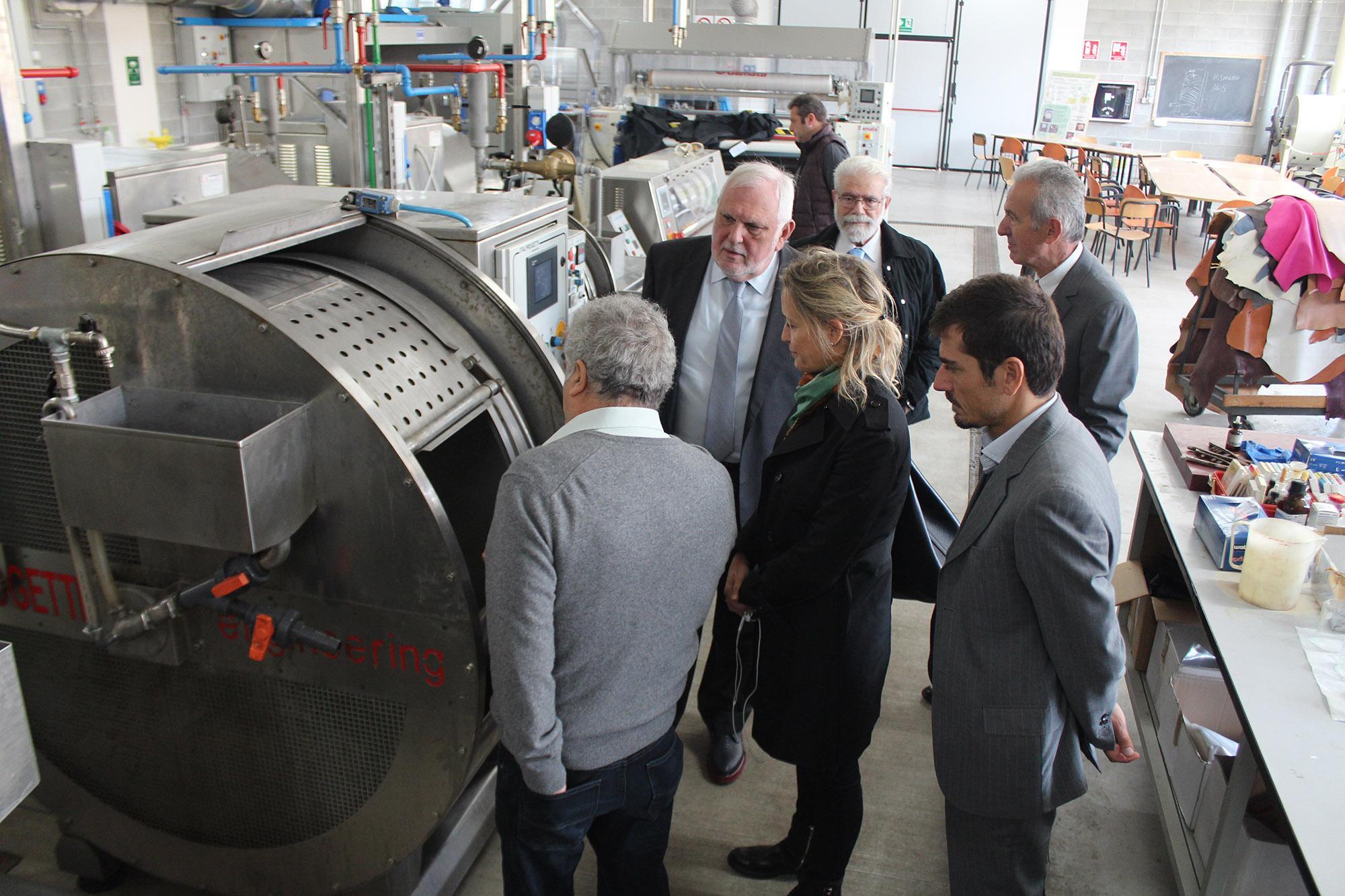 L'onorevole Bergamini in visita al Polo tecnologico conciario