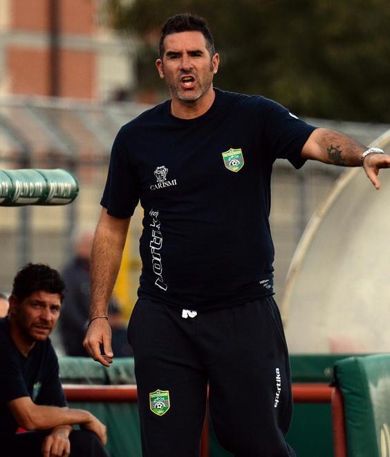 Cristiano Lucarelli mette tutti in punizione