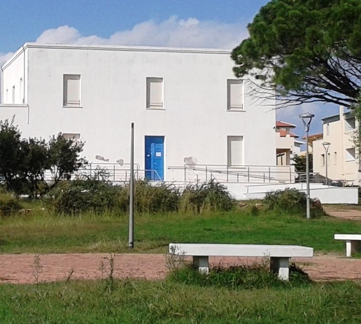 Rischio caduta calcinacci Scuole chiuse alla Caletta 