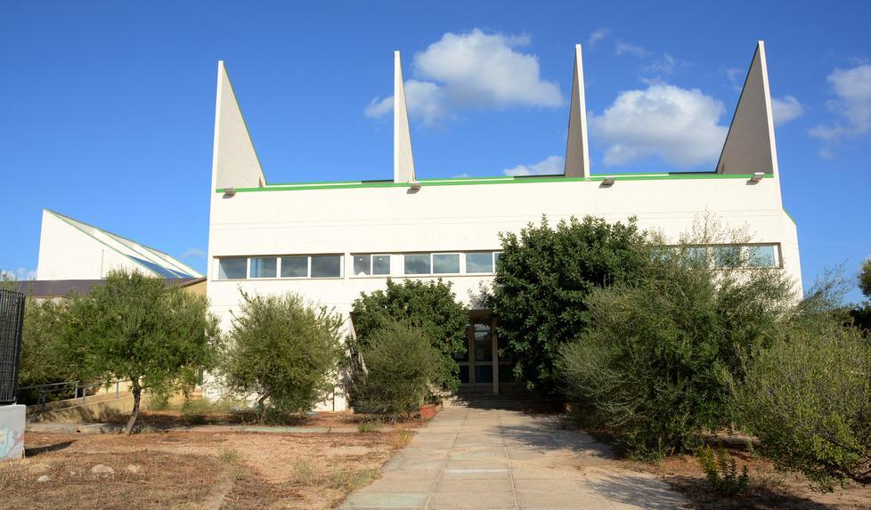 Fi chiede di riaprire la scuola nata sul canale 