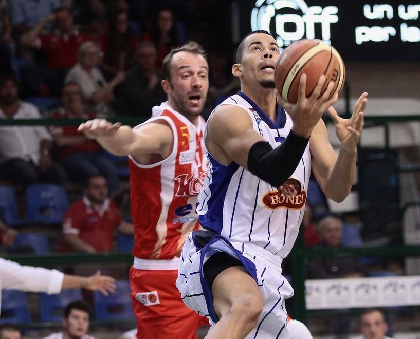 Bondi senza armi Così Chieti stravince 