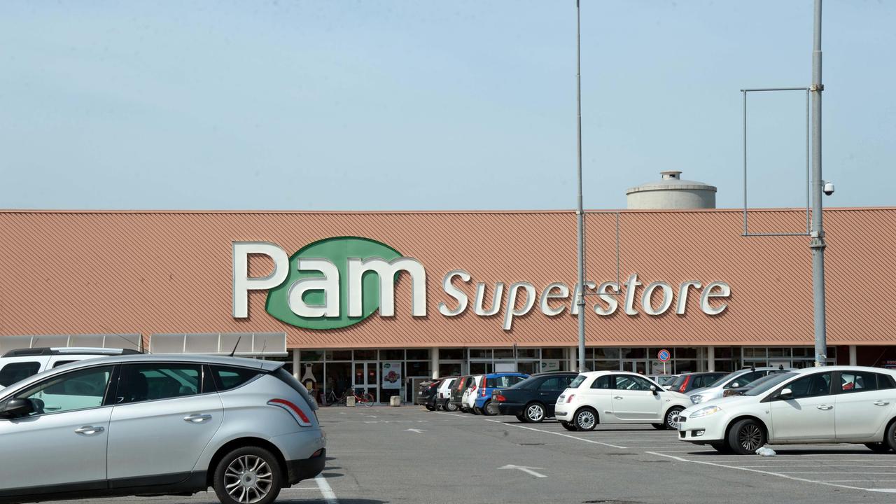 Il supermercato Pam di Fornacette dove si è svolta la colluttazione