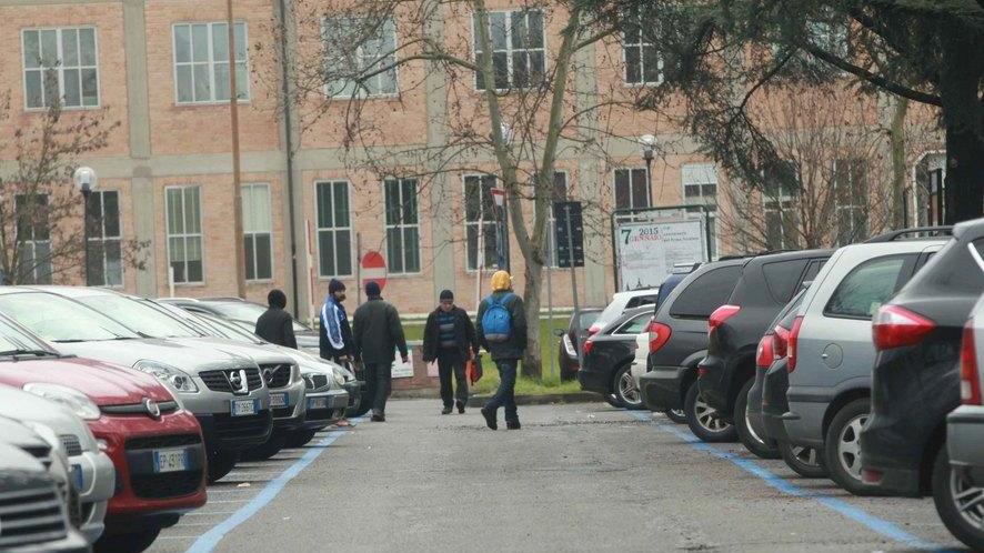 «Sosta gratis impossibile all’ospedale di Reggio Emilia»