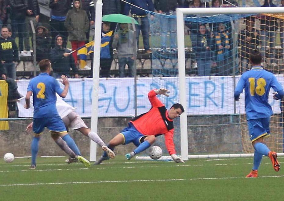  Stadio dei Marmi, sorride il cassiere 