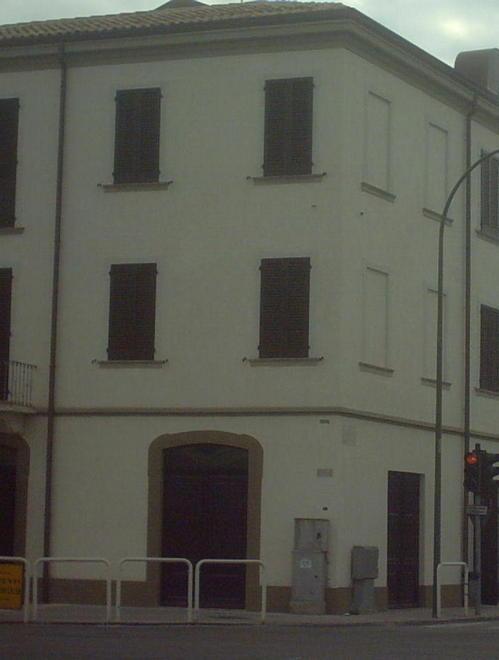 Dem, corso di teatro posticipato l’inizio